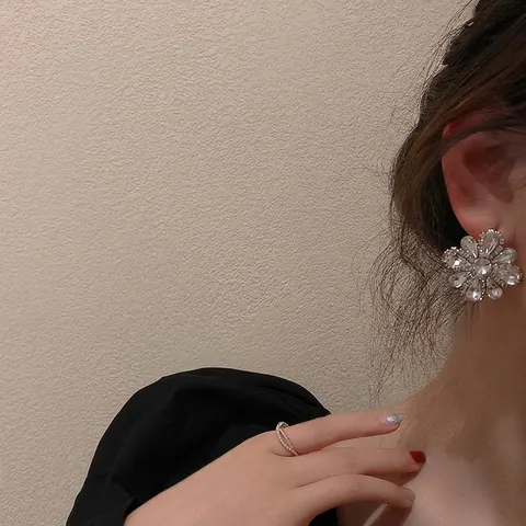 Floral Stud Earrings Full Rhinestone Shiny Flower Jewelry With Silver Earring Post Vintage Statement For Women