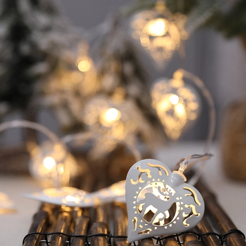 Luci A Catena LED Ferro Cavo Bianco Caldo Decorazioni Natalizie Appese Interno Festa Stella Cuore Forma Di Albero Decor