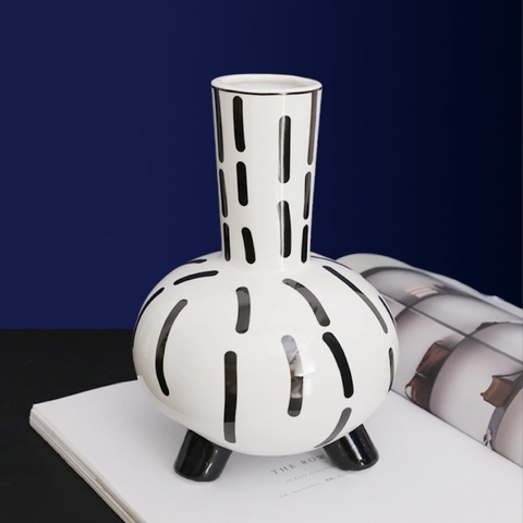 Modern Minimalist Ceramic Vase Hand Painted Black Striped Decorative Nordic Style Flower Pot Tabletop Art Ornament