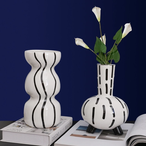 Modern Minimalist Ceramic Vase Hand Painted Black Striped Decorative Nordic Style Flower Pot Tabletop Art Ornament