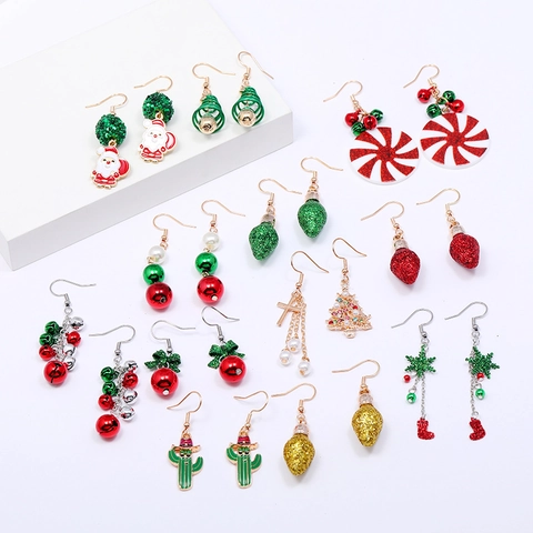 Boucles D'oreilles De Noël Pour Femmes Alliage Émail Père Noël Renne Cloche Arbre Ampoule Flocon De Neige Bonbon Bijou Cadeau