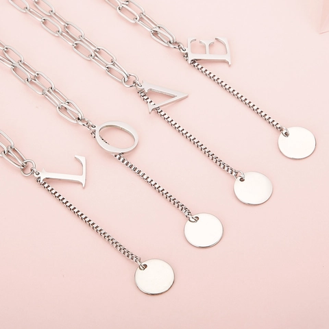 Edelstahl Anfangsbuchstabe Halskette Alphabet Anhänger Gemischte Büroklammer Gliederkette Runde Scheibe Schmuck