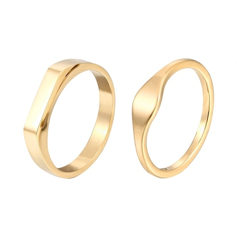 Anillo Geométrico Irregular Minimalista De Acero De Titanio Chapado En Oro De 14K Banda De Diseño De Nicho Vintage