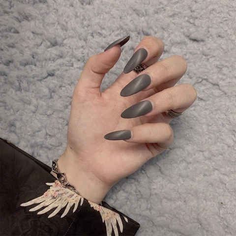 Unghie Finte A Pressione Occhio Di Gatto Grigio Scuro Opaco Forma A Stiletto Lunghe Impermeabili Rimovibili Per Donne