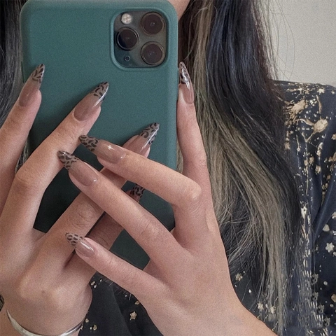 Uñas Postizas Estampado Leopardo Almendra Larga Francesa Brillo Nude Transparente Color Té Plástico Manicura