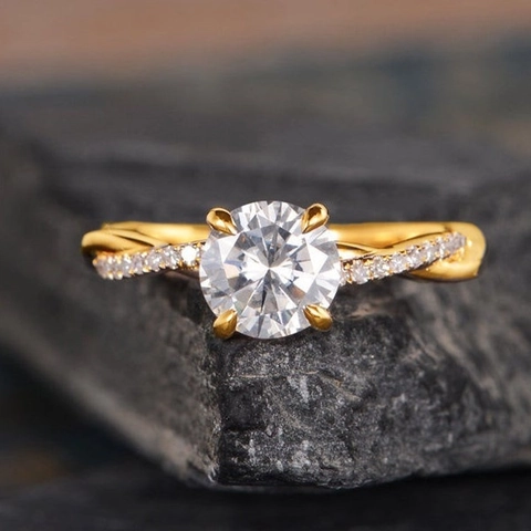 Elegante Anello in Lega con Strass per Donne Placcato Oro Argento Oro Rosa Gioiello di Moda per Dita