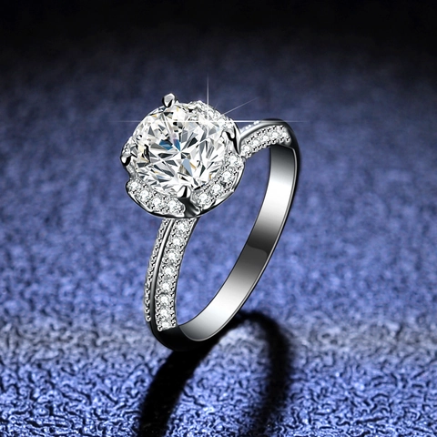 925 Sterling Silver Moissanite Ring Round Cut Halo Hand Bouquet Crown Design Sparkling Jewelry Women Elegant Fashion