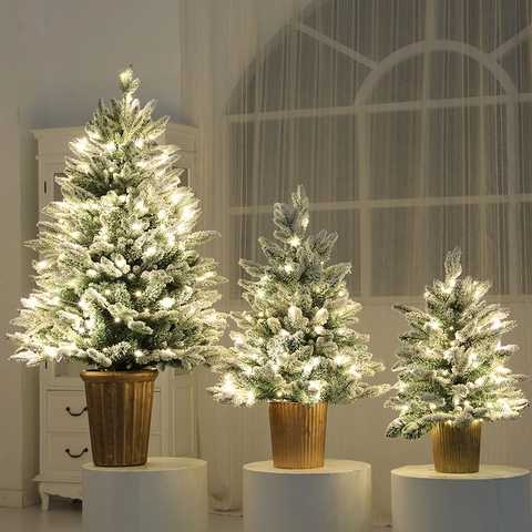Mini Árbol De Navidad Artificial Con Nieve Realista PE Decoración De Mesa Pino Con Luces LED Para Hogar Fiestas