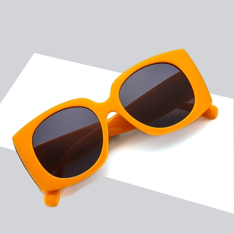Large Square Frame Sunglasses UV400 Protection PC AC Retro Fashion Quilted Pattern Temples Eyewear For Men Women