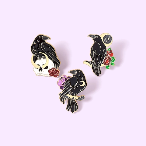 Gothic Black Raven Enamel Brooch Pin Alloy Enamel Raven Skull Red Purple Rose Moon Star Badges Dark Style Jewelry Gift Women Men
