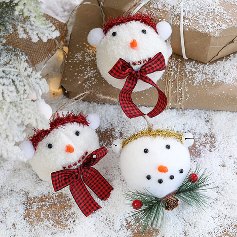 Ornamenti Sospesi Testa Di Pupazzo Di Neve Di Natale Schiuma Peluche Con Pigne Bacche Campanelli Per Albero