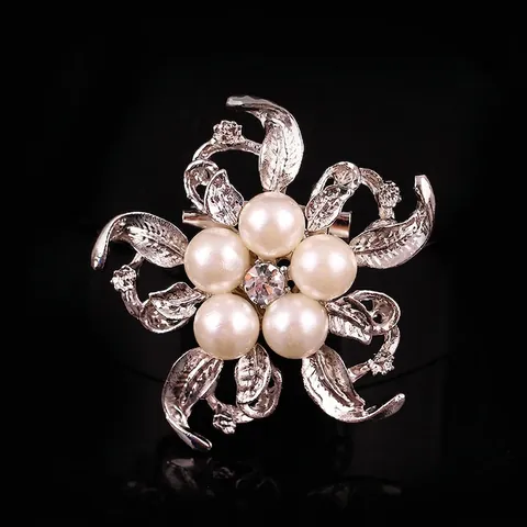 Elegante Spilla in Stile Coreano in Lega Con Perle Artificiali e Strass per Donna Regalo Festa Accessorio Gioielli