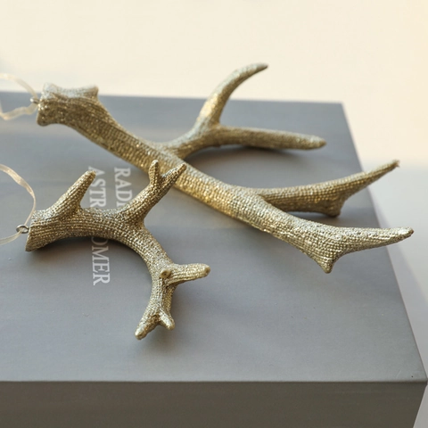Christmas Tree Hanging Ornaments Resin Antler Shaped Glitter Festive Holiday Decor Nordic Style Artistic Home Accessory