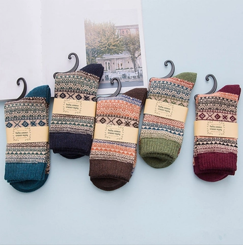 Men Crew Socks Vintage Ethnic Fair Isle Geometric Pattern Warm Thick Cotton Wool Blend Knit Winter Mid Calf Ribbed Cuff