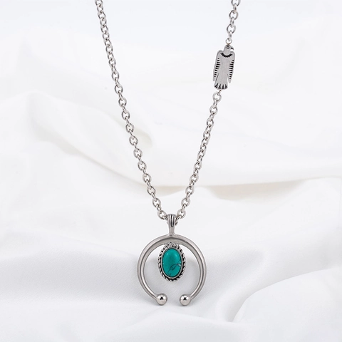 Retro Indian Style Horseshoe Pendant Necklace With Turquoise Stainless Steel Crescent Eagle Charm Vintage Ethnic Jewelry
