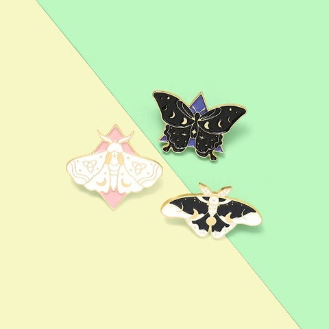 Punk Style Insect Butterfly Moth Enamel Brooch Pin Alloy Celestial Moon Star Design Clothing Bag Accessory For Women Men Jewelry Gift