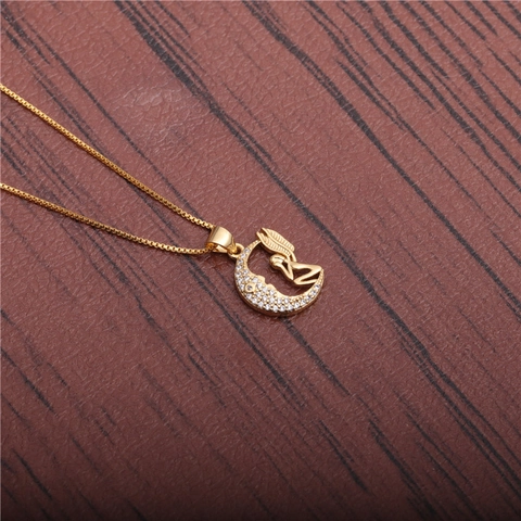Engel Zittend Op Halve Maan Hanger Ketting Koper Micro Ingelegd Zirconia Verguld Mode Sieraden Voor Vrouwen