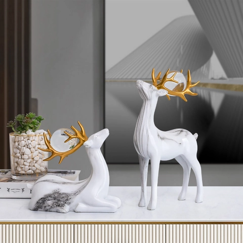 Nordic Luxury Deer Figurines With Crystal Ball Resin Marble Texture Gold Animal Statues Home Living Room Office Decor