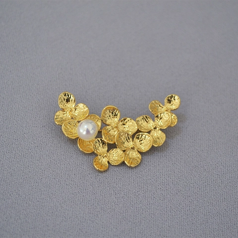 Elegante Messing 18K Vergoldete Blumen Blatt Brosche Mit Künstlicher Perle Vintage Stil Handgefertigte Schmuck Geschenk Für Damen