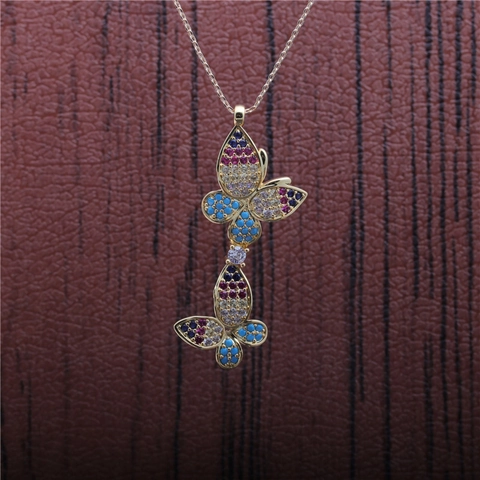 Elegante Vlinder Hanger Ketting Koper Meerkleurige Zirconia Glanzende Sieraden Mode Accessoire Voor Dames