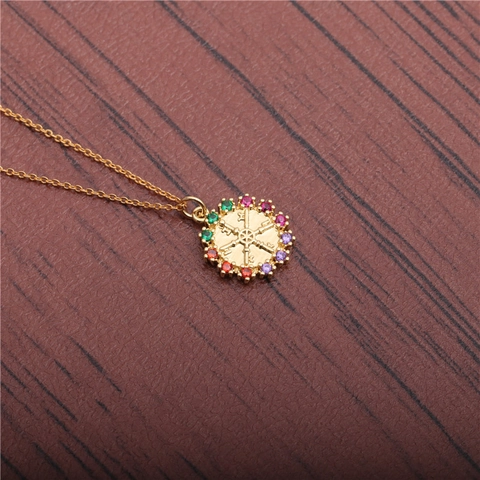Collar Con Colgante De Timón De Barco Cobre Micro Pavé Circón Colorido Timón Náutico Joyería Chapada En Oro