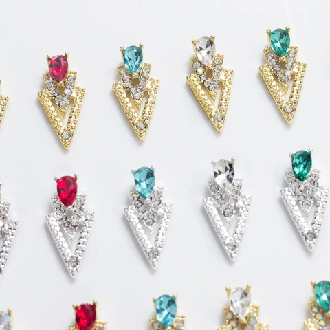 Nail Art Charms Alloy Rhinestone V Shape Hollow Water Drop 3D Jewelry Luxury Japanese Style Manicure Decorations