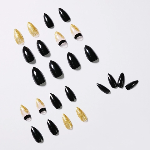 Unghie Finte A Pressione Nero Oro Glitter Stiletto Mandorla Lucido Impermeabile Unghie Artificiali Per Donne Elegante