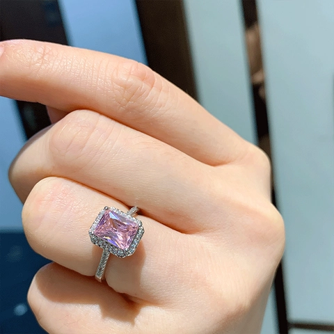 Rechteckiger Smaragdschliff Zirkonia Halo Ring Aus Kupfer Mit Echtgold Vergoldung Verstellbar Eleganter Schmuck Für Damen
