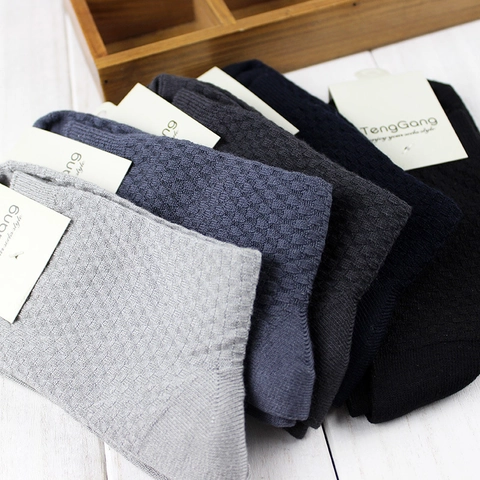 Men Crew Socks Bamboo Fiber Cotton Blend Waffle Knit Solid Color Breathable Casual Mid Calf Sport Hosiery