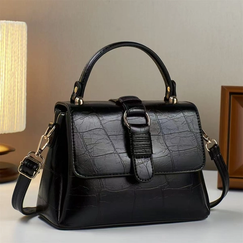 Vintage Crocodile Pattern PU Leather Handbag For Women Elegant Flap Crossbody Bag With Top Handle And Detachable Strap