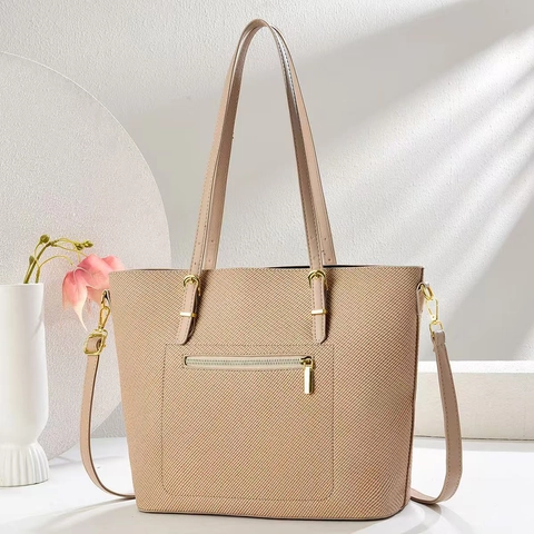 Borsa Tote da Donna in Pelle PU di Grande Capacità Elegante Trama Intrecciata Borsa a Mano Pendolare Tracolla Hardware Dorato