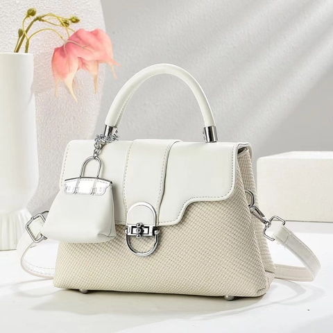 Borsa A Mano Donna Pelle PU Paglia Patchwork Intrecciato Borsa Tracolla Con Mini Charm Manico Trendy