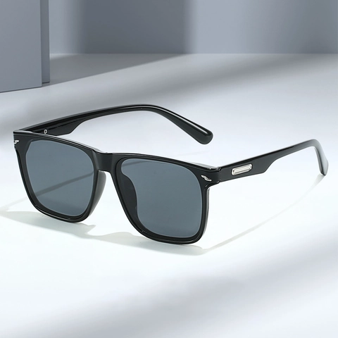 Square Frame Sunglasses UV400 Protection PC Frame AC Lens Retro Fashion Oversized Eyewear For Men And Women
