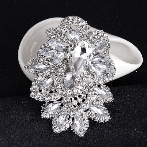 Luxurious Oversized Alloy Rhinestone Leaf Brooch For Women Vintage Silver Flower Bridal Bouquet Brooch Pin Jewelry Gift