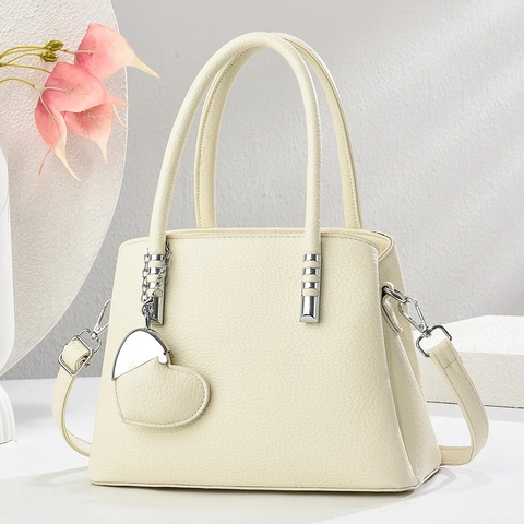 Large Capacity Tote Bag PU Leather Lychee Pattern Women Commuter Handbag With Detachable Shoulder Strap Heart Pendant