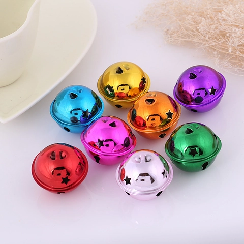 Campanas De Metal Coloridas Con Estrella Hueca Hierro Chapado Dijes De Cascabel Para Llavero DIY Collar Mascota Decoración Navidad