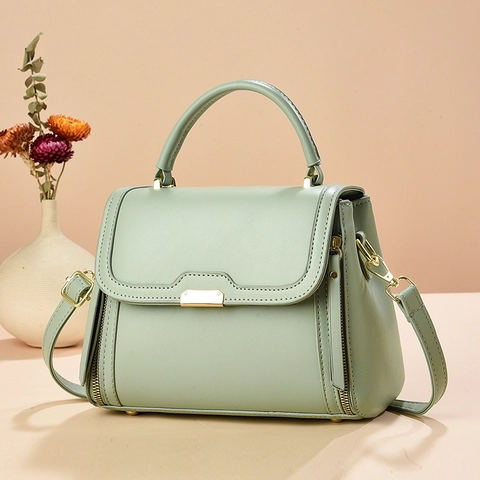 Women PU Leather Handbag Minimalist Flap Crossbody Shoulder Bag With Top Handle Gold Hardware Vintage Commuting Daily Bag