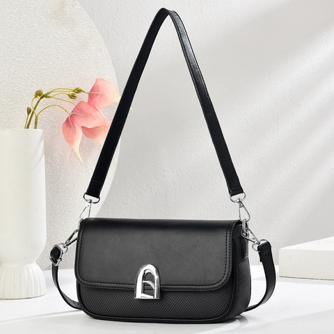 Women Shoulder Bag PU Leather Woven Patchwork Small Square Messenger Bag With Silver Arch Metal Lock Elegant Underarm Bag