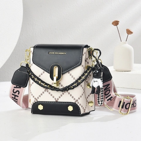 Borsa A Tracolla Da Donna In Pelle PU Trapuntata Tracolla Larga Mini Borsa Quadrata Alla Moda Street Style Con Orsetto