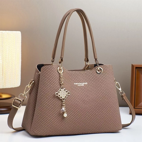 Borsa Tote da Donna in Pelle PU con Trama Intrecciata e Pendente in Künstliche Perle Cinturino Regolabile Borsa a Tracolla