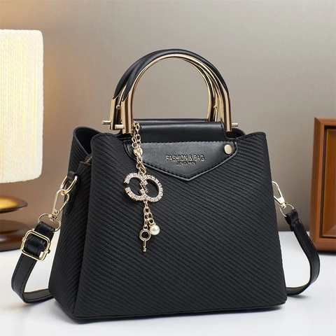 Women PU Leather Handbag Elegant Weave Texture Large Capacity Shoulder Crossbody Bag Metal Handle Rhinestone C Charm