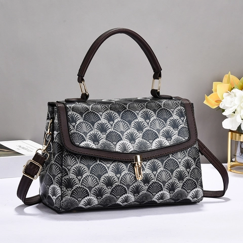 Women Shoulder Bag Retro Fan Print Jacquard PU Leather Top Handle Crossbody With Adjustable Strap Twist Lock Urban Fashion