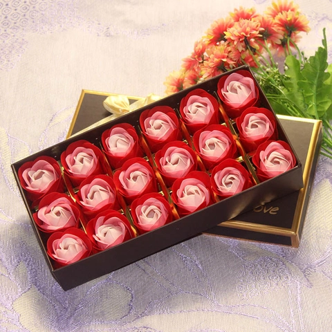 Boîte Cadeau de Fleurs de Savon Fait Main Pastoral Parfumée Dégradé Rose Bouquet Avec Nœud pour Anniversaire Fête des Mères