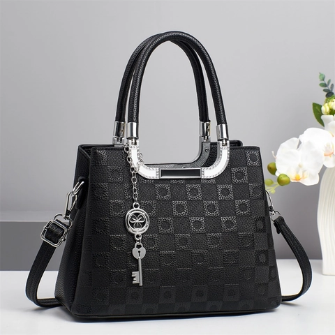 Sac à Main en Cuir PU Gaufré à Carreaux pour Femmes Urbain Minimaliste Grande Capacité Sac à Épaule Bandoulière Avec Charme en Métal