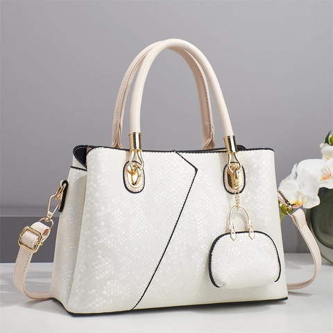 Fashion Women Handbag Snake Pattern PU Leather Shoulder Bag With Mini Pendant Pouch Elegant Large Capacity Crossbody