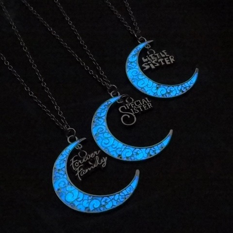 Collana con Pendente a Luna Luminosa in Lega di Moda per Uomo Donna Glow In The Dark Peace Sign Star Heart Letter Pendant Gioielli