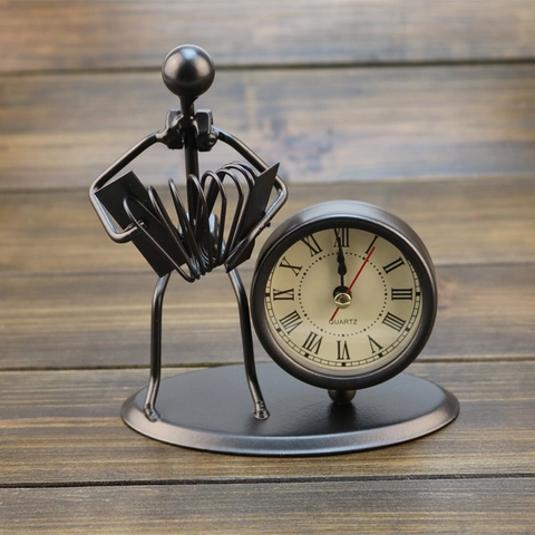 Retro Iron Musician Desk Clock Industrial Handmade Metal Instrument Table Clock Quartz Roman Numeral Desktop Ornament Figurine Gift