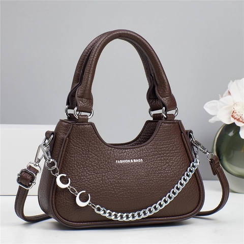 Fashion Lychee Texture PU Leather Shoulder Bag With Moon Charm Silver Chain Crossbody Handbag For Women Minimalist