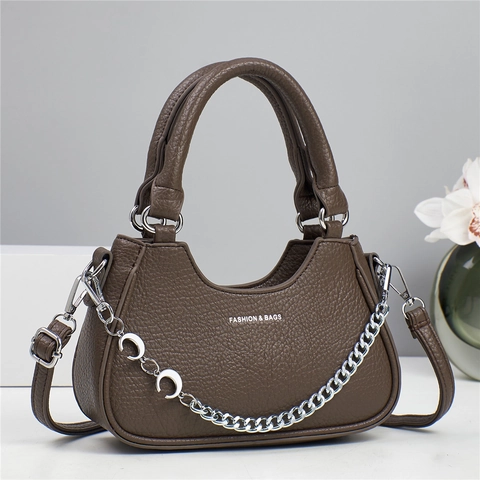 Fashion Lychee Texture PU Leather Shoulder Bag With Moon Charm Silver Chain Crossbody Handbag For Women Minimalist