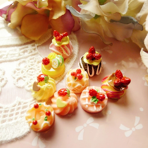Miniatura Resina Torta Dessert Accessori Per DIY Artigianato Cover Del Telefono Decorazione Carino Fragola Cioccolato